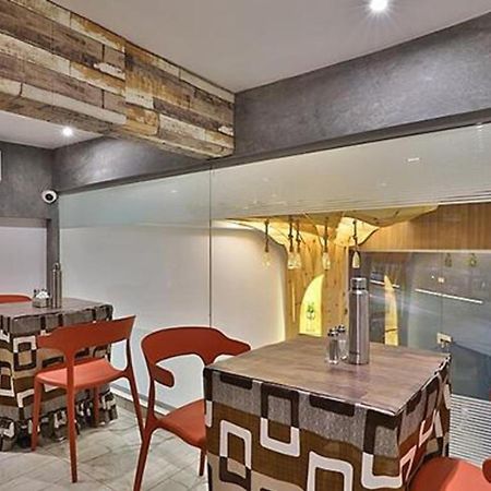 Fabhotel Prime Legend 수라트 외부 사진